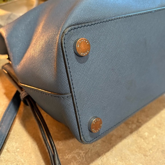 Michael Kors Blue Satchel w/ Optional crossbody Strap & Structured Design - Picture 9 of 15